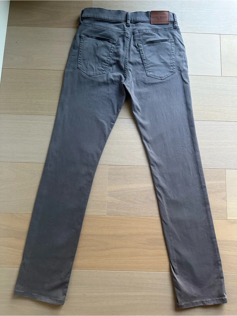 Lucky Brand Men's Charcoal Gray Chino Pants Size 30 x 34